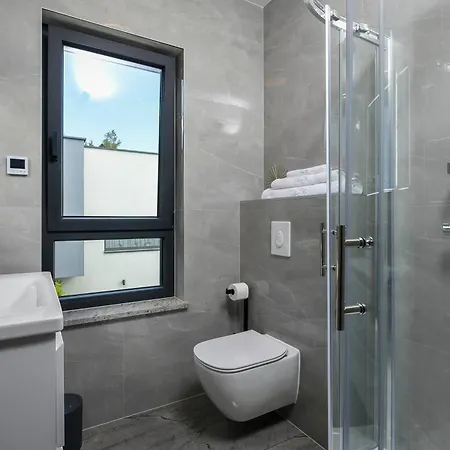 Mi * أوروبيتش