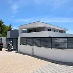 Mi Vila *