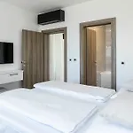 Mi