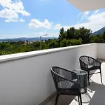 Mi Vila *